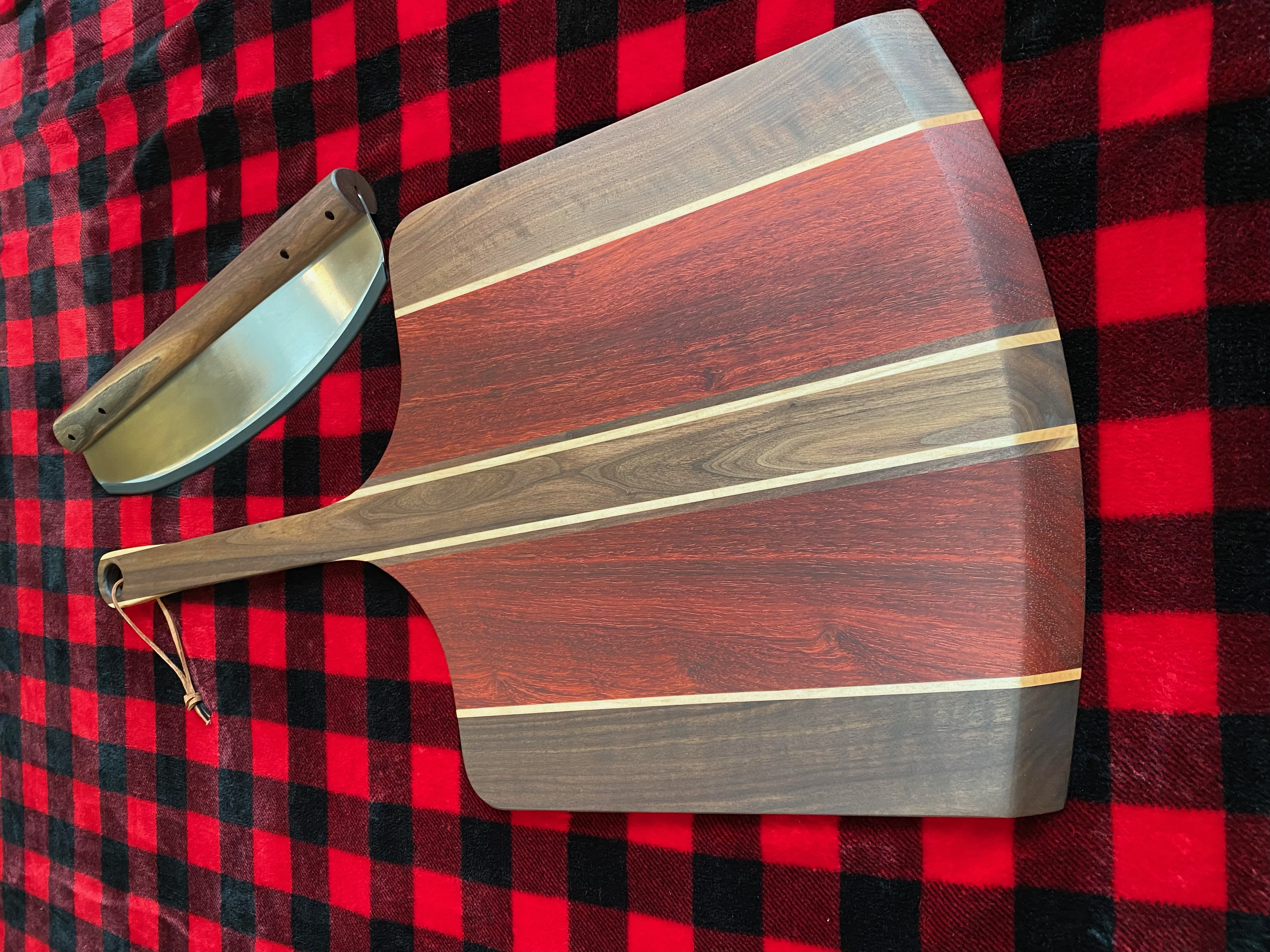 Another pizza peel design.